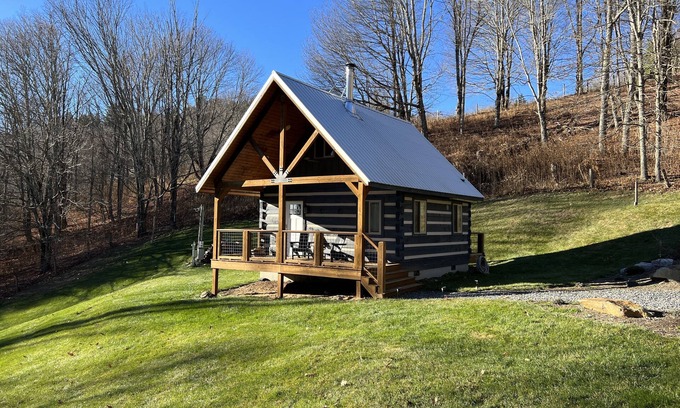 Wilson Creek Cabin | Cozy Cabin Near Grayson Highlands State Park