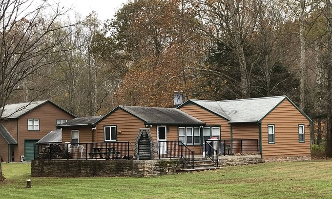 Muncy Valley Cabin | Cozy cabin nestled in the Endless Mountains region