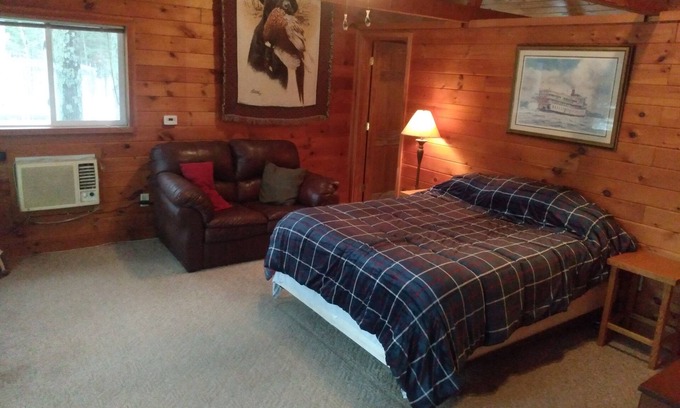 Cornell Cabin | Cozy Cabin on the River