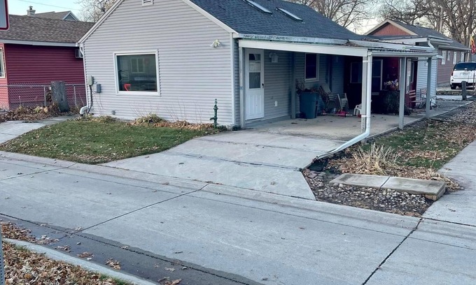 Clear Lake House | Cozy Cabin Steps from Clear Lake – Perfect for Getaways