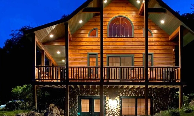 Aitkin Cabin | Cozy cabin with views of Lake Mille Lacs
