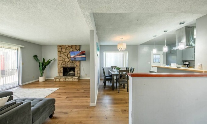 Monrovia House | Cozy, Calm, Cool 3Bd fenced yard