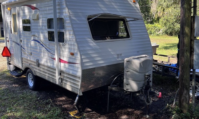 North Fort Myers House | Cozy Camper close to the Gulf Coast Beaches