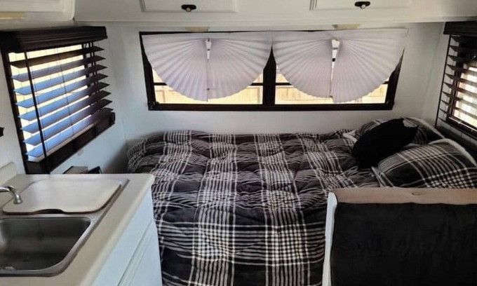 Vine Hill House | COZY CAMPER