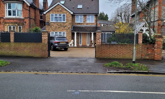 Reading House | Cozy Central One Bedroom Flat