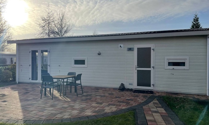 Velsen-Zuid Ski Chalet | Cozy chalet 25 km from Amsterdam