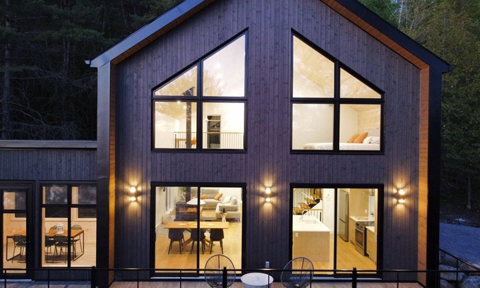 Saint-Aime-du-Lac-des-Iles Ski Chalet | Cozy Chalet retreat - Panoramic lake view