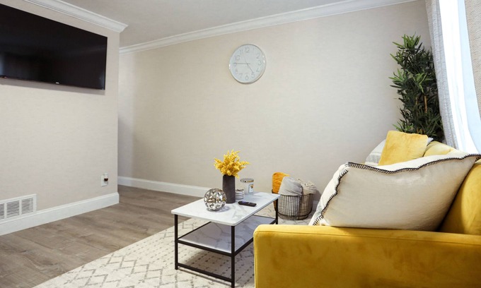 Downtown Baltimore House | Cozy & Comfortable Baltimore Home