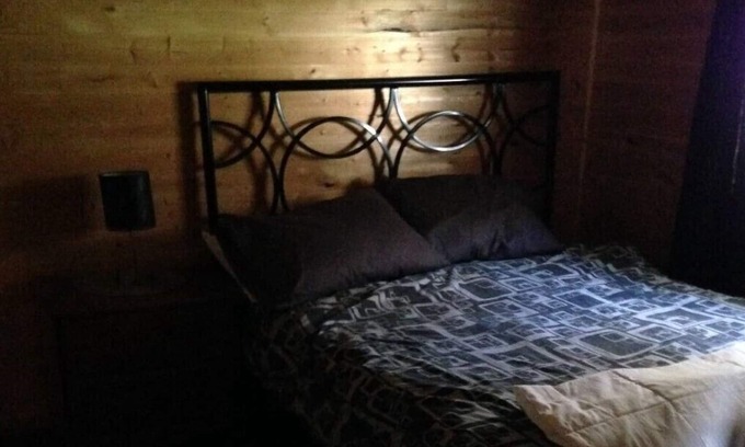 Unorganized Centre Parry Sound House | COZY COMMANDA LAKE LAKESIDE INN