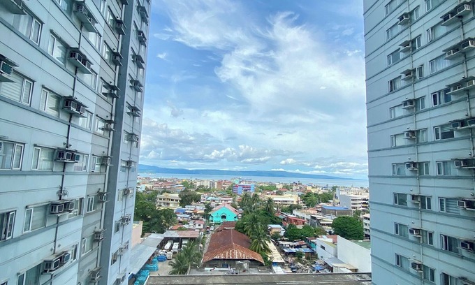 Barangay 32 Condo | Cozy condo in welcoming Davao City with fitness room, AC