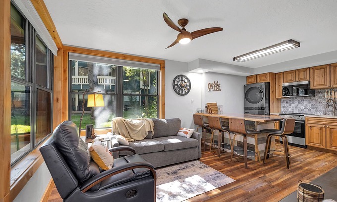 New Meadows Condo | Cozy condo on the 9th Hole of Meadow Creek Golf Course in charming New Meadows