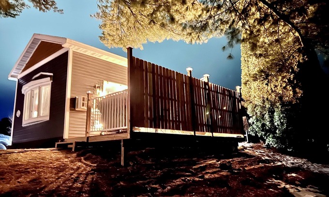 Merrimac Cabin | Cozy Cottage next to Ski/Golf/Hike/Breweries