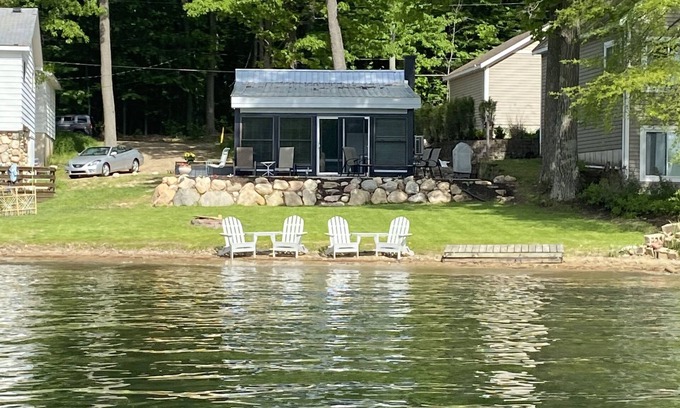 Ensley Township Cottage | Cozy Cottage on Baptist Lake Just North of G.R.