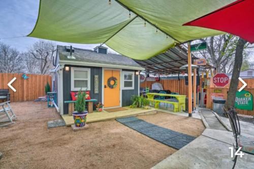 North San Antonio - SAT House | Cozy Cottage Retreat in San Antonio