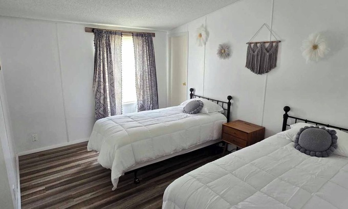Harrah House | Cozy country home just outside the city! Enjoy a quiet getaway with the family.