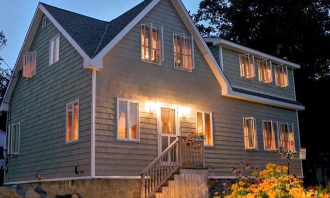 Standish Villa | COZY COVE COTTAGE LIMIT 6 cottage
