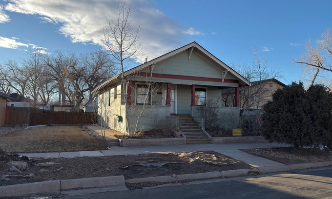 Laramie House | Cozy Craftsman Home Close to UW and Downtown