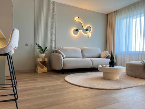 Klaipeda Apartment | Cozy Designer Apartments, Self Check-In & FREE Parking