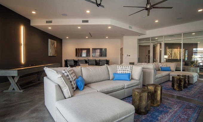 Madison Apartment | Cozy Downtown Madison Loft Apartment