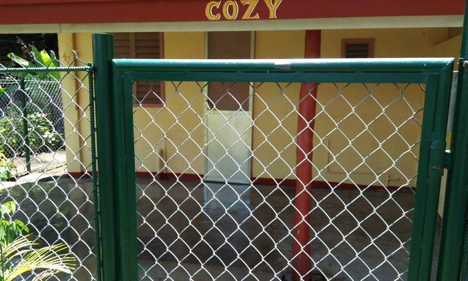 Gubat House | Cozy Duplex in Town Center