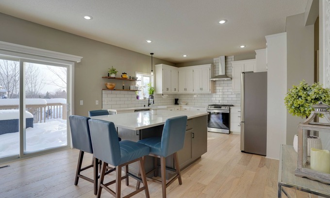 Eden Prairie House | Cozy Eden Prairie Home < 21 Mi to Twin Cities