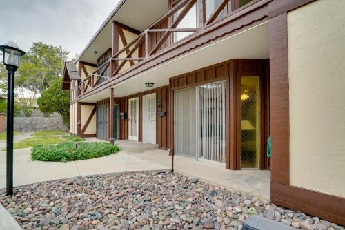 Thunderbird Apartment | Cozy El Paso Condo with Patio about 7 Mi to Dtwn!