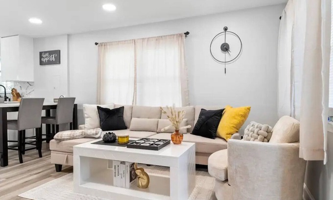 Yorktown House | Cozy Entire Single Family House near D.C