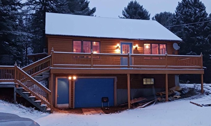 Errol House | Cozy Errol Home conveniently close to town and with snowmobile access!