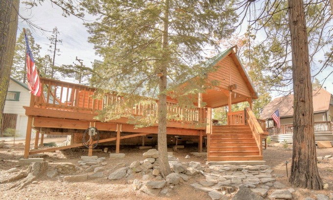 West Village Cabin | Cozy Family Cabin with Great Outdoor Space in Ideal West Village Location
