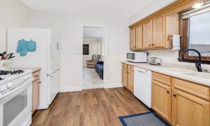 Saint Paul Park House | Cozy Family Friendly House by Park. Available for extend stays.