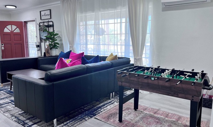 Monterey Park House | Cozy Family Friendly Retreat