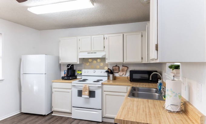 Killeen House | Cozy Family Home