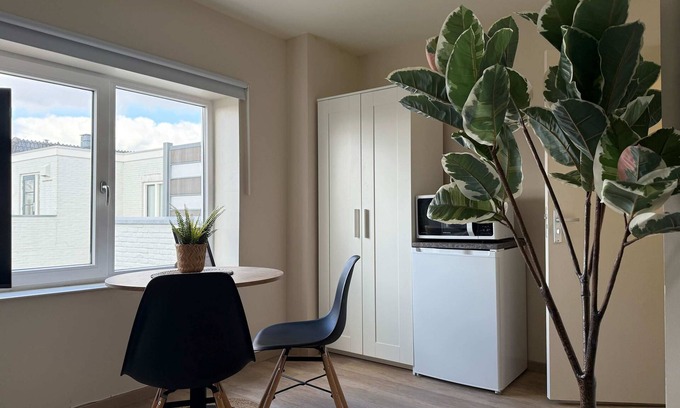 Stratum Apartment | Cozy & Fully Equipped Studio in Eindhoven 02