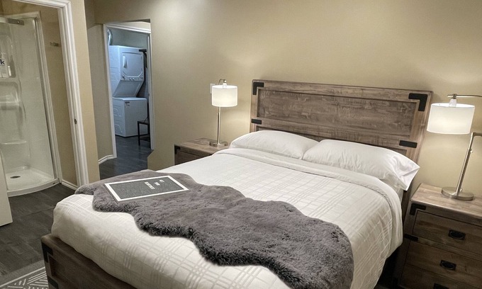 Fort Simpson Apartment | Cozy Furnished Apartment - Downton Fort Simpson