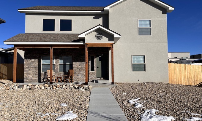 Poncha Springs House | Cozy Get Away, 5 Miles - Historic Downtown Salida & 17 Miles - Monarch Ski Area