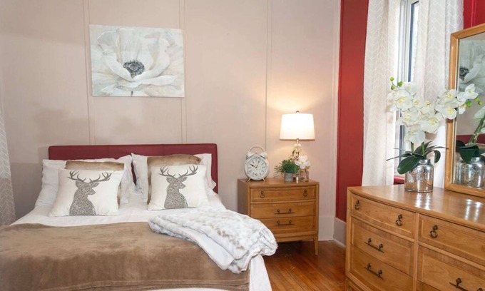 Smooth Rock Falls House | Cozy Getaway-Workers Welcome