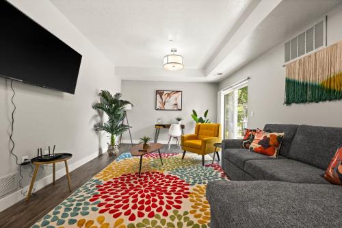 Fairpark Apartment | Cozy Getaway Near City Center