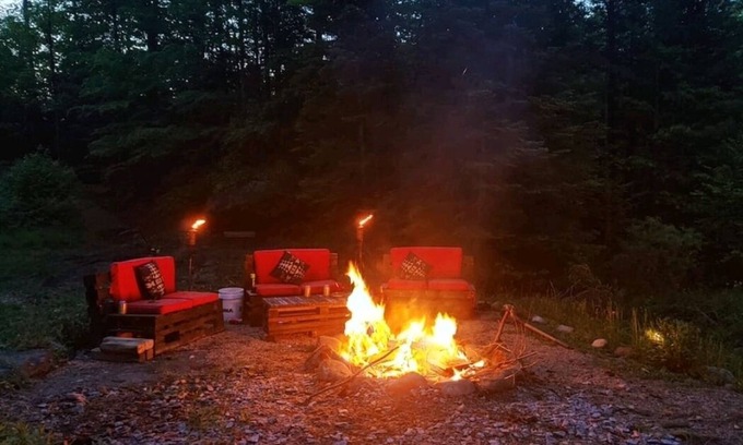 Wollaston Cabin | Cozy Glamping retreat in the forest on our Off grid land.