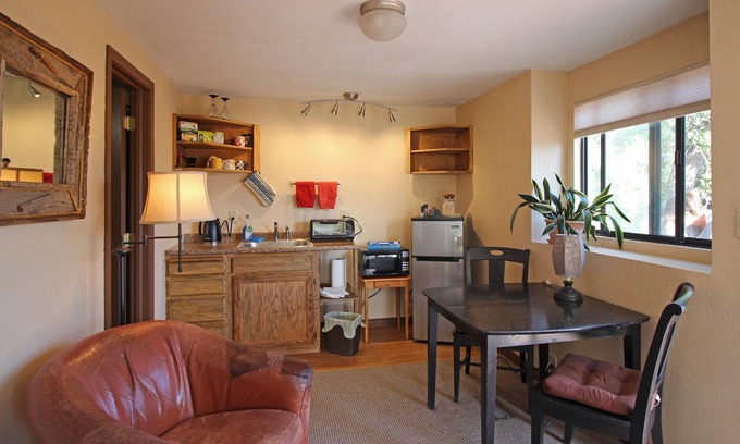 Mancos Apartment | Cozy guest suite near Mesa Verde