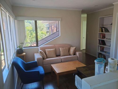 Half Moon Bay House | Cozy Half Moon Bay Homestay