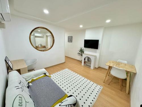 Nong Pa Khrang Apartment | Cozy Home Central Festival near train st ation
