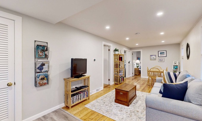 Barnstable House | Cozy home close to the beach with patio, Washer/Dryer, & Partial AC