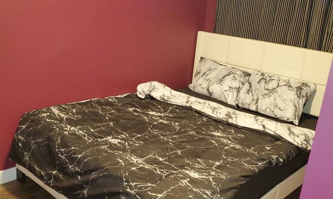 Southwest Edmonton House | Cozy Home experience in SW Edmonton 15min from airport