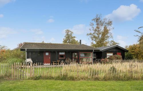 Maribo House | Cozy Home In Askø With Wifi