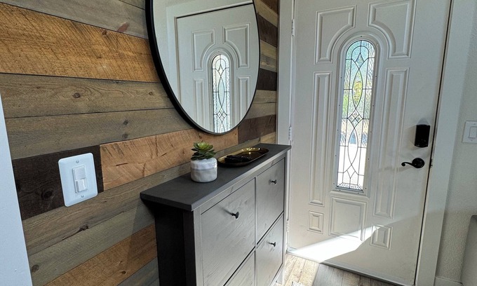 Concord House | Cozy Home in Concord