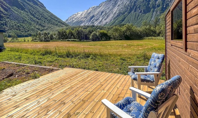 Narvik House | Cozy home in Elvegard with sauna