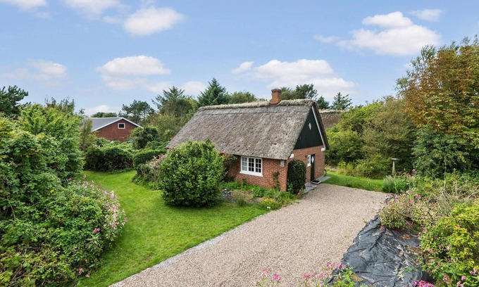 Sonderho House | Cozy home in Fanø with kitchen