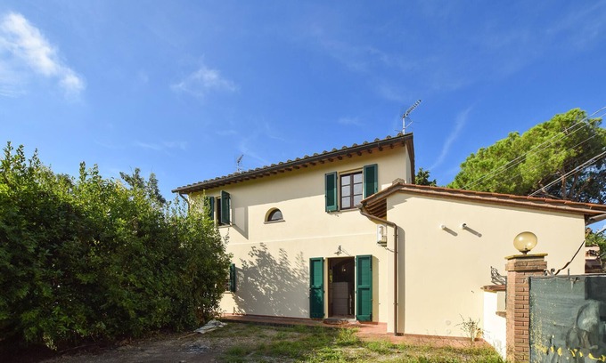 Fauglia House | Cozy home in Fauglia with WiFi
