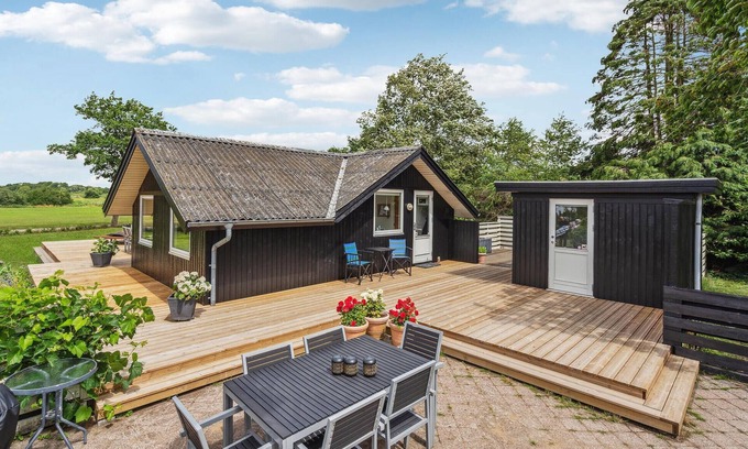 Diernæs House | Cozy home in Haderslev with kitchen