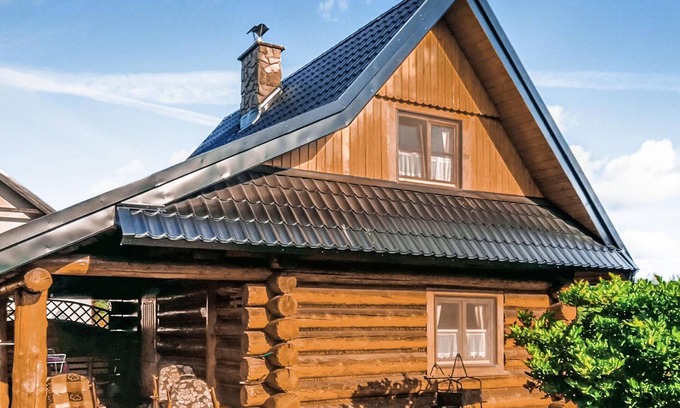 Kopalino House | Cozy home in Kopalino with kitchen